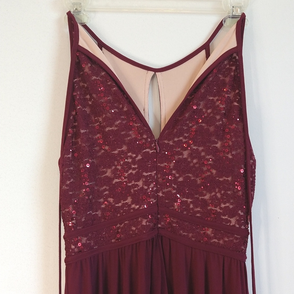 Bridesmaids formal sleeveless dress - Picture 7 of 8